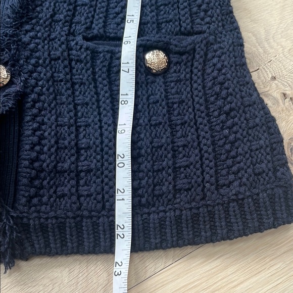 Tahari Blue Cardigan Sweater with Fitted Silhouette - Picture 4 of 9